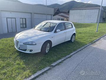 Alfa romeo 147