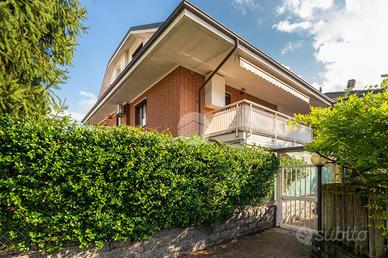 BIFAMILIARE A ALPIGNANO