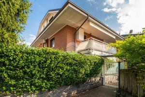 BIFAMILIARE A ALPIGNANO