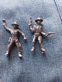 Lotto 2 soldatini cowboy vintage in plastica