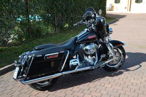 HARLEY DAVIDSON ELECTRA GLIDE FLHTI