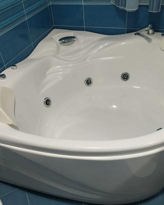 vasca da bagno idromassaggio
