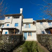 VILLAGGIO AMARE 402, villetta Shabby Chic interna