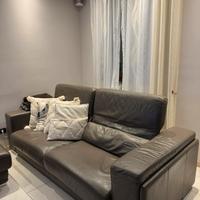 Divano in vera pelle