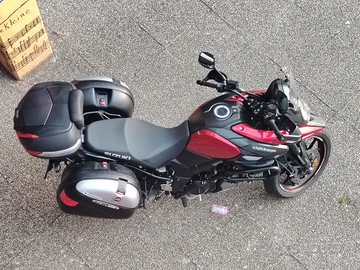 Suzuki V Strom DL 1000