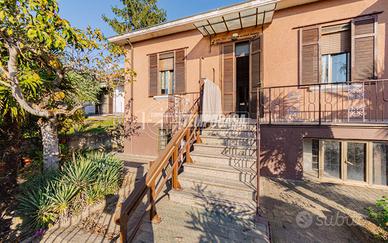 Casa semi indipendente