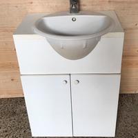Mobiletto bagno con lavandino