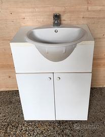 Mobiletto bagno con lavandino
