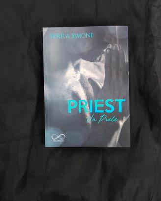 "Priest, Un prete" di Sierra Simone in Italiano