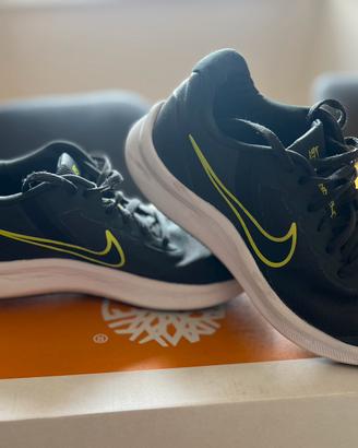 SCARPE NIKE UNISEX GRIGIO-VERDI
