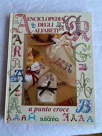 Punto croce - Enciclopedia degli Alfabeti