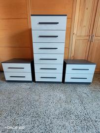 Cassettiera e comodini usato 