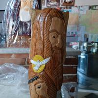 2 volti di Gesù scolpito sul legno