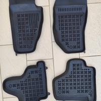 Tappetini in gomma per Jeep Cherokee