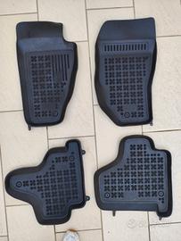 Tappetini in gomma per Jeep Cherokee