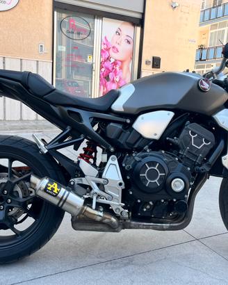 Honda cb1000r