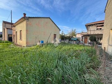 VILLA SINGOLA A RUSSI