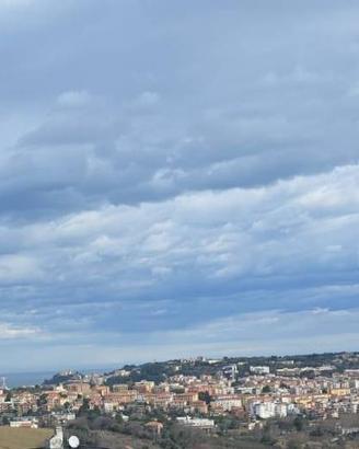 Ultimo piano con panorama Mare e Duomo - 3 camere
