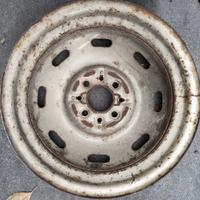 Cerchio FIAT 1100 (anni '60)