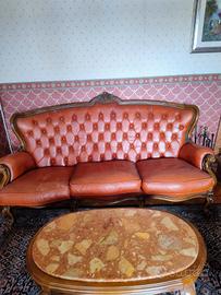 Divano vintage con due poltrone in vera pelle