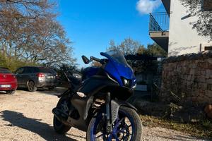 YAMAHA YZF R125 2023