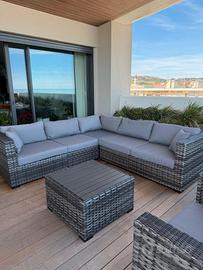 Set da giardino/terrazzo divani/tavolo e sedie