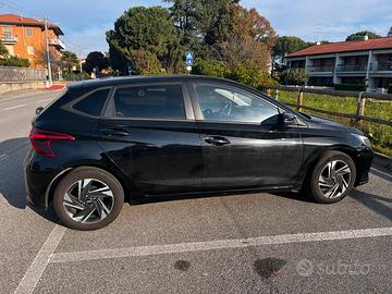 Hyundai i20 1.2 MPI 84CV MT CONNECTLINE