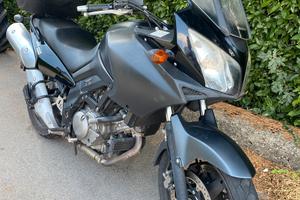 Suzuki V-strom
