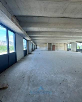 Immobile di 540 m² a Caserta