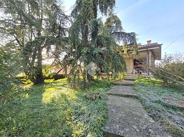 VILLA SINGOLA A MEDESANO
