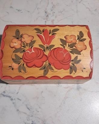 Scatola cofanetto vintage in legno dipinta a mano