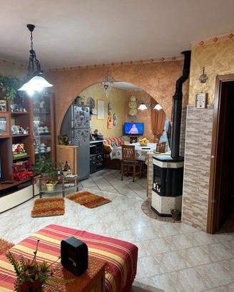 Appartamento con mansarda a Mascali 