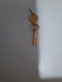 Chiavetta della felicità in oro 750