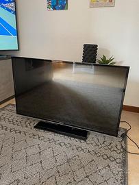 TV smart Hitachi 43'' pollici