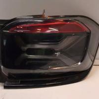 Fanali posteriori jeep avenger