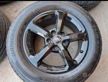 Cerchi in lega Audi 16" con gomme 215/60 R16