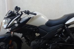 YAMAHA YS 125 4T 2021