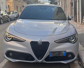 Alfa Stelvio subentro leasing