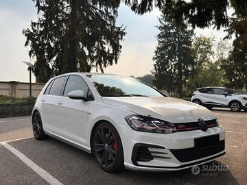 Volkswagen Golf 7.5 GTI Performance 245 CV