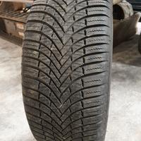 Pneumatici 4 stagioni