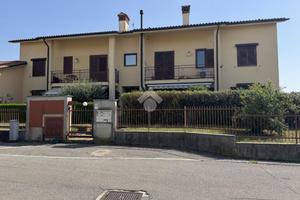 4 LOCALI A CASATENOVO