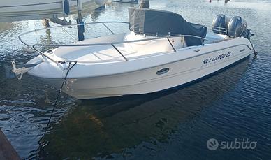 Sessa Key Largo 25 + 2x150 hp Yamaha (2006) San V