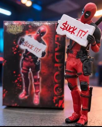 1 Deadpool PVC Action Figure Marvel 8 cm con scato