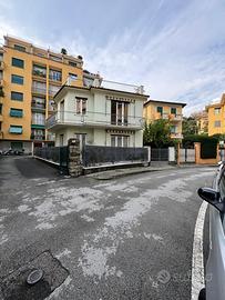 Appartamento indipendente in villa centralissimo