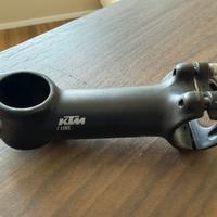 Attacco manubrio 11 Ktm