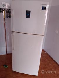 vedo frigo praticamente nuovo