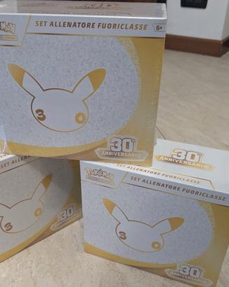 box etb Pokemon 30 anniversario 