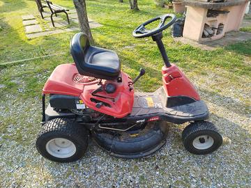 Trattorino tosaerba MTD76SD