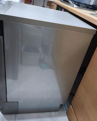 Lavastoviglie Whirlpool Inox – Rigenerata