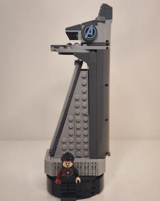 LEGO 40334 Avengers Tower no scatola
